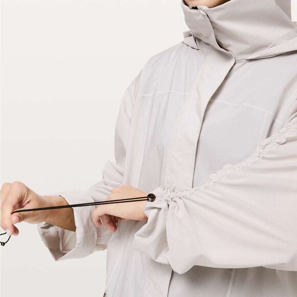 Lululemon Smooth Departure Windbreaker Long Jacket in Light Chrome, Size 4 - Picture 11 of 12